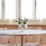 958 Flat-*charming Apartment*